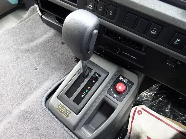 トヨタ コースター 2WG-GDB110(2WD)の写真36