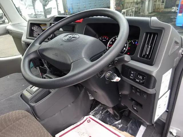 トヨタ コースター 2WG-GDB110(2WD)の写真38