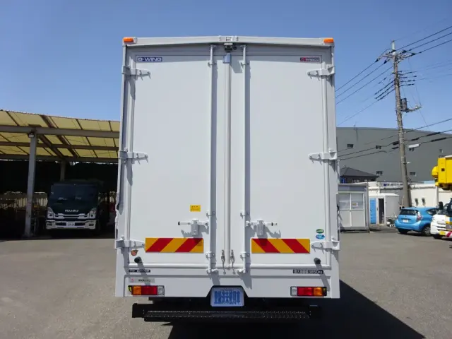 三菱 キャンター 2PG-FEB90(2WD)の写真7