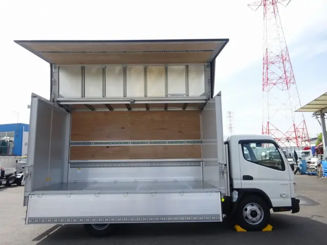 三菱 キャンター 2PG-FEB90(2WD)の写真18