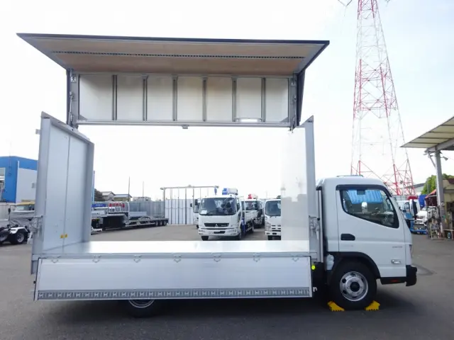 三菱 キャンター 2PG-FEB90(2WD)の写真19