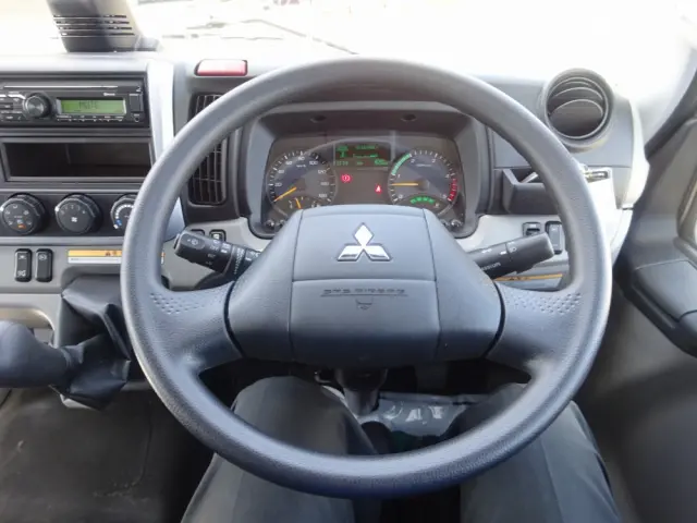 三菱 キャンター 2PG-FEB90(2WD)の写真35