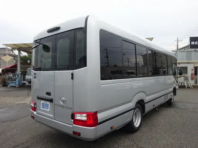 トヨタ コースター 2WG-GDB110(2WD)の写真2