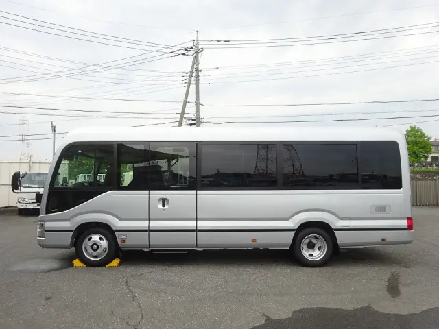 トヨタ コースター 2WG-GDB110(2WD)の写真8
