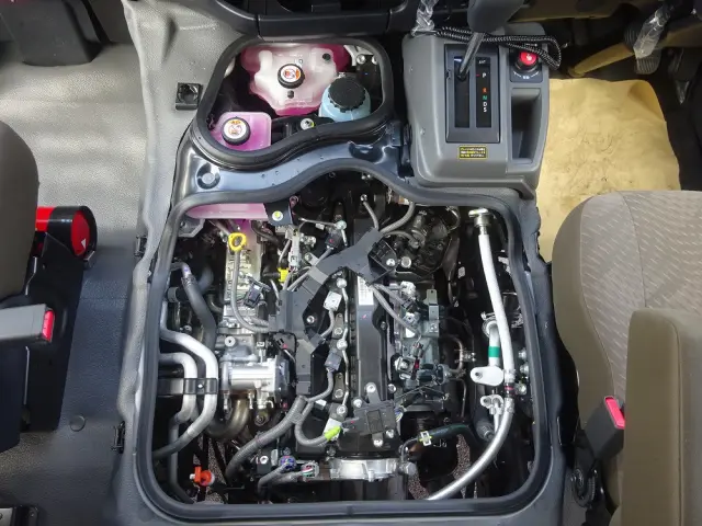 トヨタ コースター 2WG-GDB110(2WD)の写真11