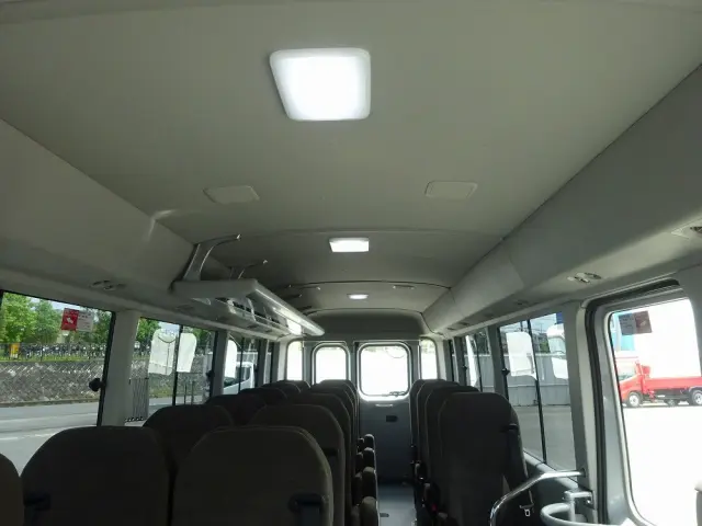 トヨタ コースター 2WG-GDB110(2WD)の写真17