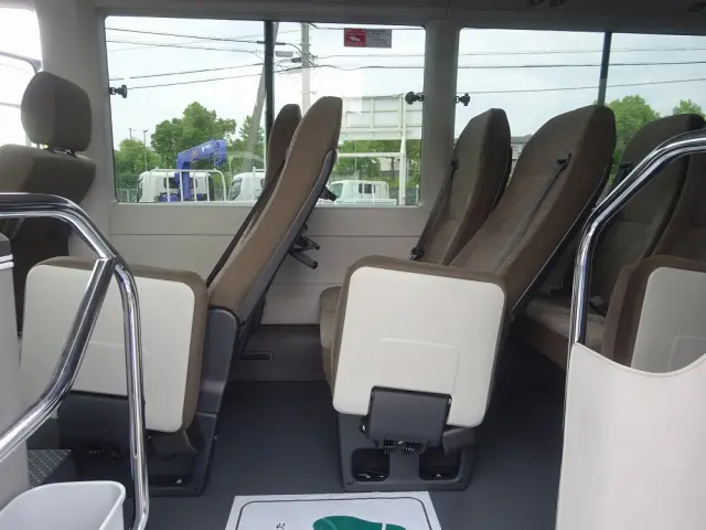 トヨタ コースター 2WG-GDB110(2WD)の写真19