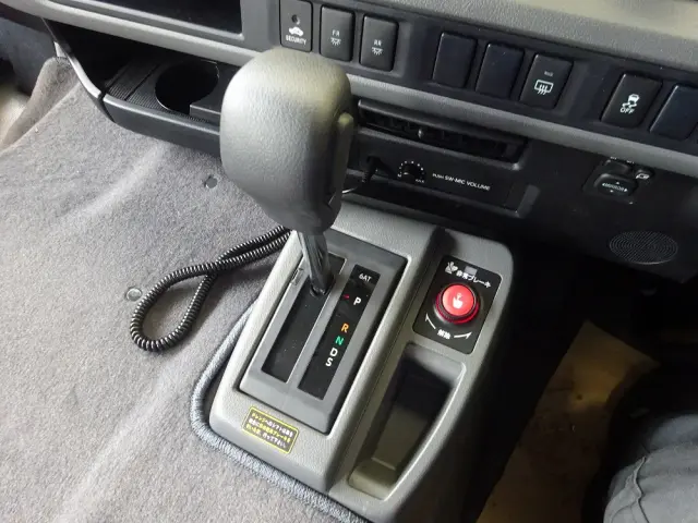 トヨタ コースター 2WG-GDB110(2WD)の写真38