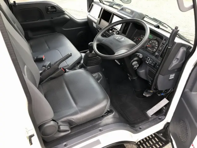 マツダ タイタン 2RG-LKR88AD(2WD)の写真4