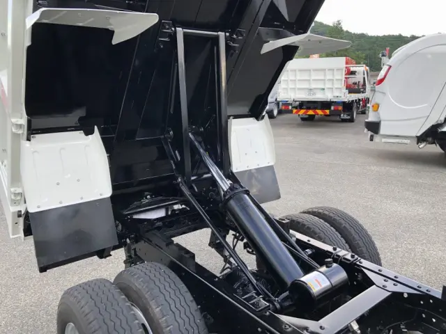 マツダ タイタン 2RG-LKR88AD(2WD)の写真32