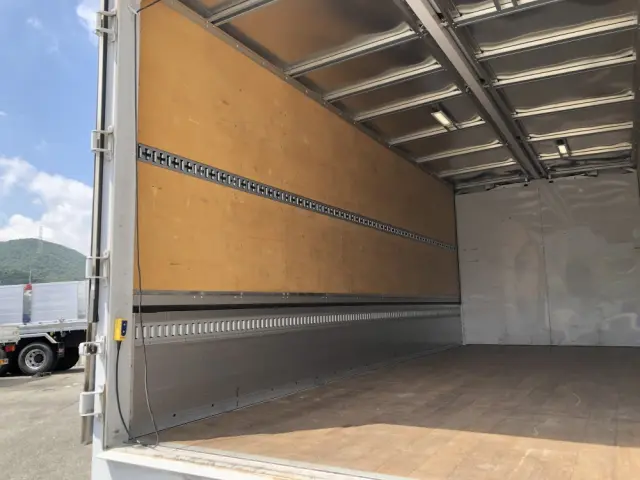 三菱 ファイター 2KG-FK64F(2WD)の写真12