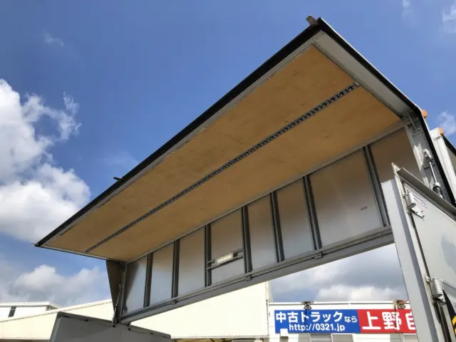 三菱 ファイター 2KG-FK64F(2WD)の写真18