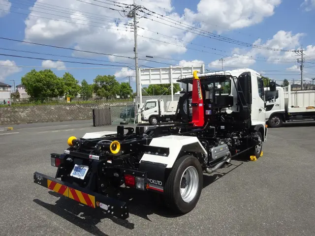 日野 レンジャー 2KG-FX2ABA(4WD)の写真2