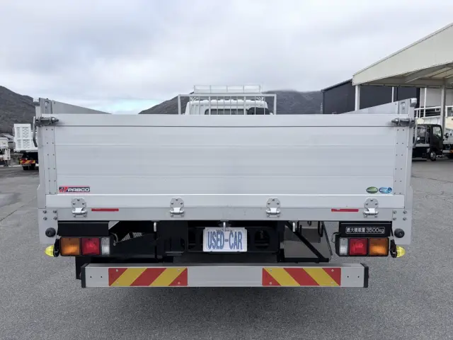 三菱 ファイター 2KG-FK61F(2WD)の写真8