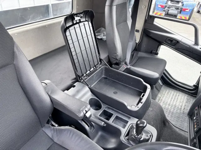 三菱 ファイター 2KG-FK61F(2WD)の写真39