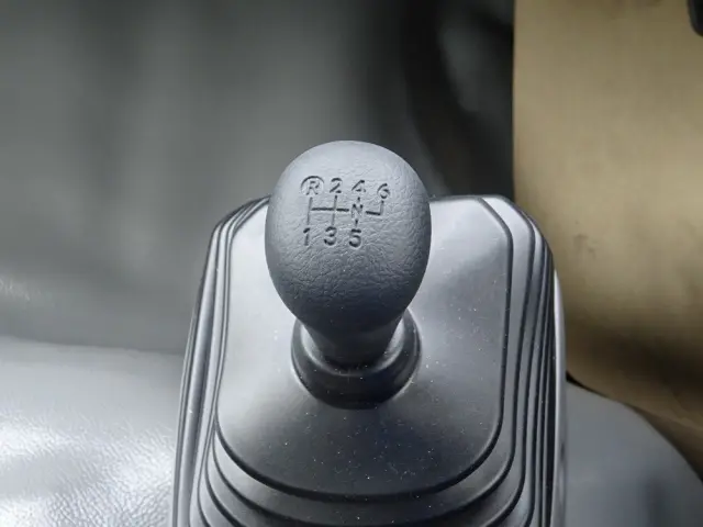 日野 デュトロ 2WG-XZU721M(2WD)の写真32