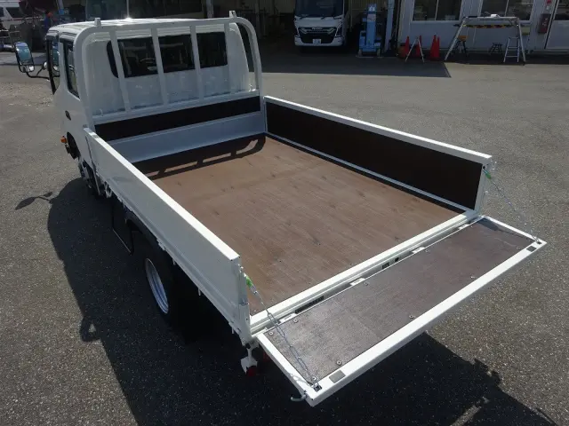 日野 デュトロ 2WG-XZU686M(4WD)の写真13