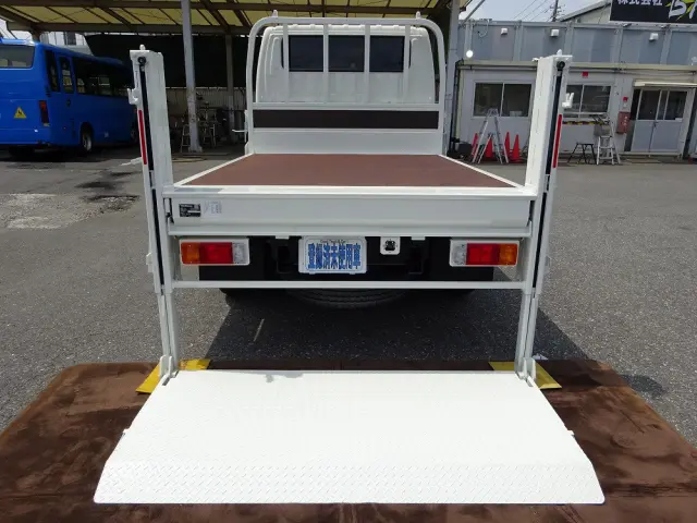 日野 デュトロ 2WG-XZU686M(4WD)の写真8
