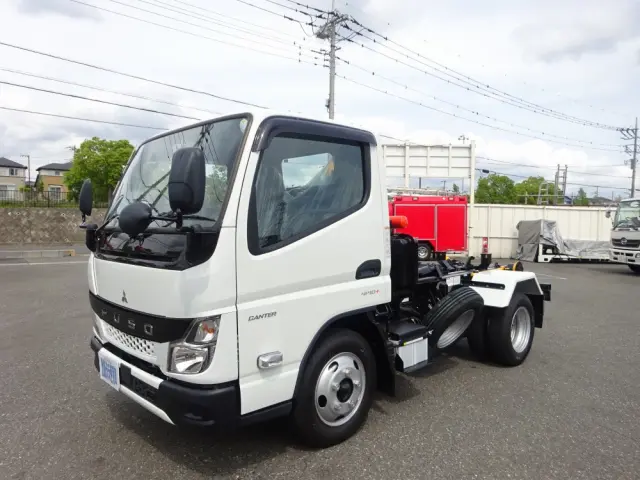 三菱 キャンター 2RG-FBAV0(2WD)の写真1