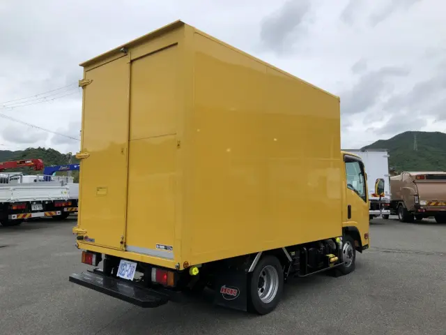 いすゞ エルフ TRG-NLS85AN(4WD)の写真6