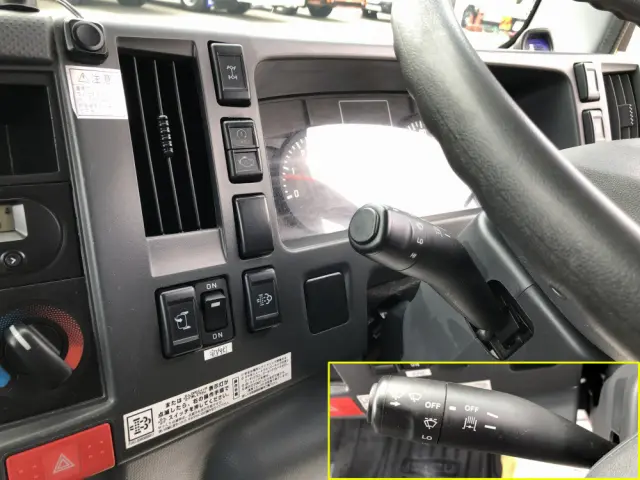 いすゞ エルフ TRG-NLS85AN(4WD)の写真40