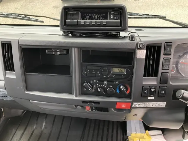 いすゞ エルフ TRG-NLS85AN(4WD)の写真42