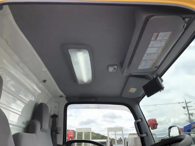 いすゞ エルフ TRG-NLS85AN(4WD)の写真43