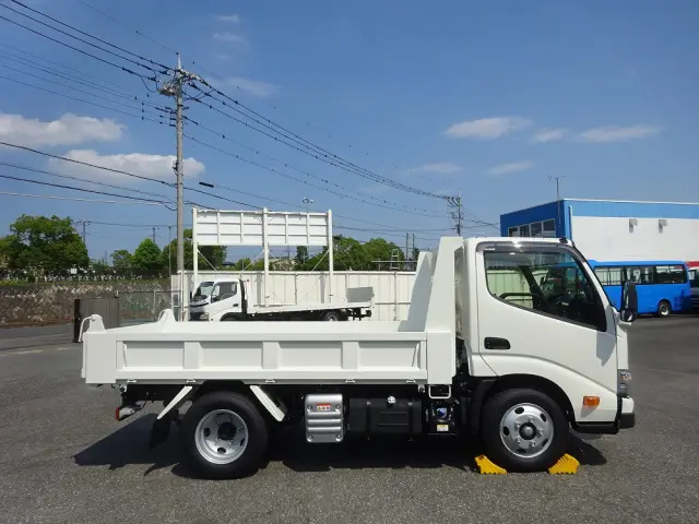日野 デュトロ 2WG-XZU603T(2WD)の写真14
