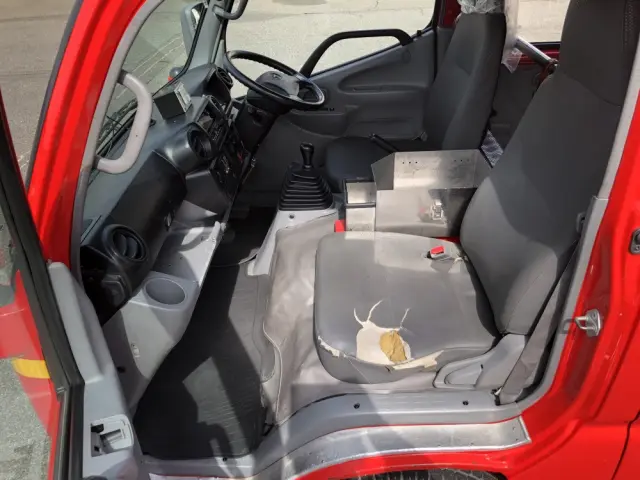 トヨタ ダイナ SKG-XZU640(2WD)の写真31