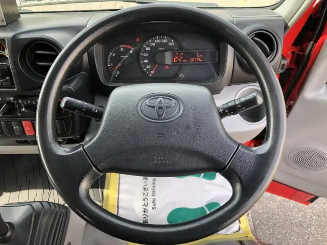トヨタ ダイナ SKG-XZU640(2WD)の写真32