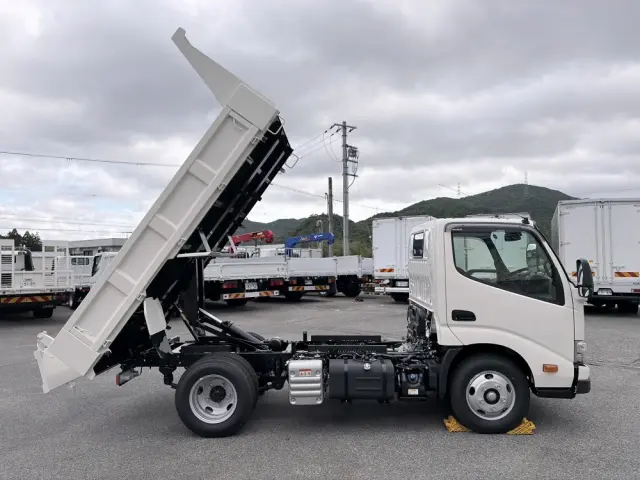 日野 デュトロ 2WG-XZU603T(2WD)の写真7