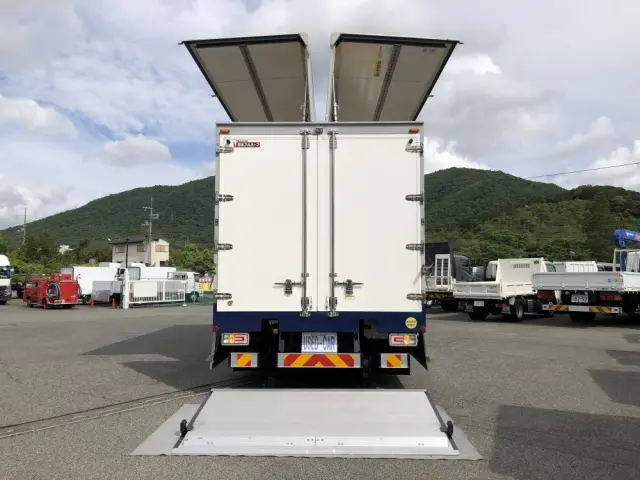日野 レンジャー 2PG-FE2ABG(2WD)の写真8