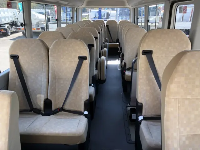 トヨタ コースター 2KG-GDB70(2WD)の写真17