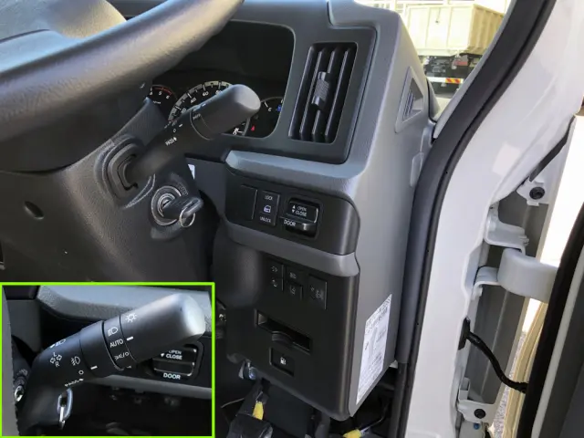 トヨタ コースター 2KG-GDB70(2WD)の写真37