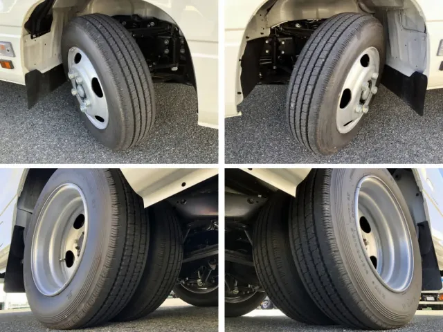 トヨタ コースター 2KG-GDB70(2WD)の写真47