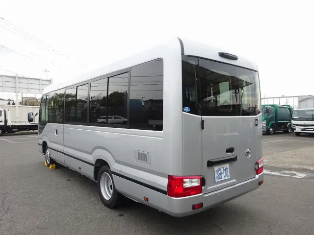 トヨタ コースター 2KG-GDB70(2WD)の写真6