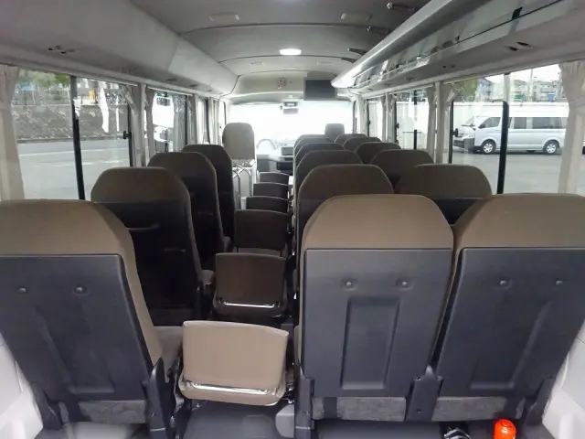 トヨタ コースター 2KG-GDB70(2WD)の写真15