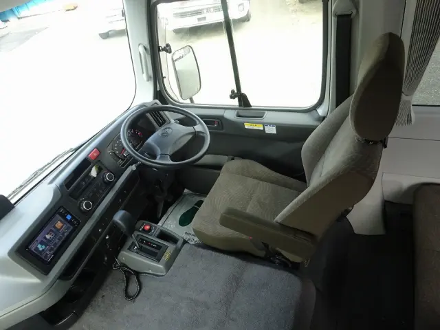 トヨタ コースター 2KG-GDB70(2WD)の写真19