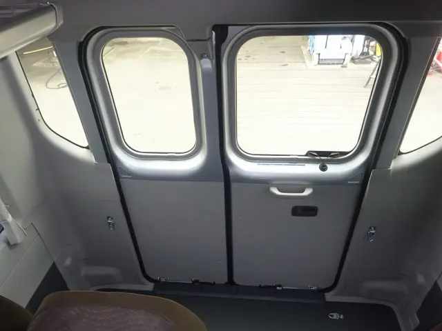 トヨタ コースター 2KG-GDB70(2WD)の写真24