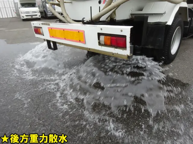 いすゞ エルフ PDG-NPR75N(2WD)の写真12