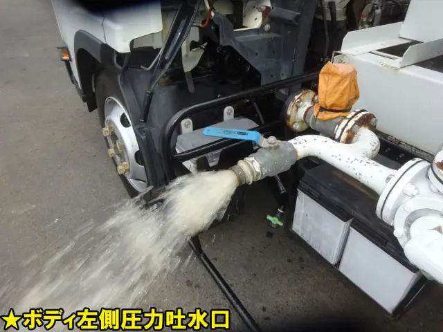 いすゞ エルフ PDG-NPR75N(2WD)の写真13