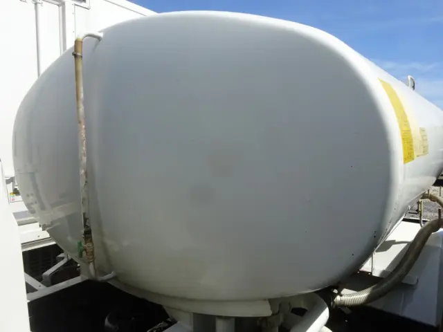 いすゞ エルフ PDG-NPR75N(2WD)の写真22