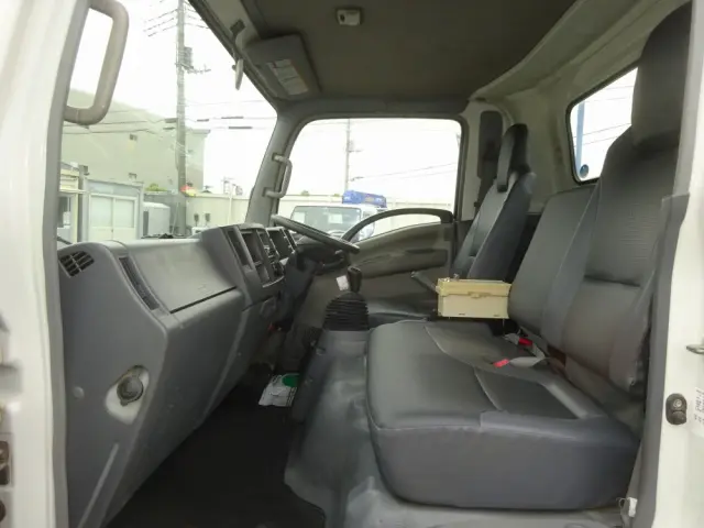 いすゞ エルフ PDG-NPR75N(2WD)の写真41