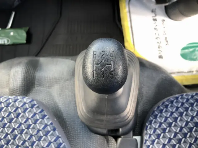 日産 アトラス 2RG-AHR88A(2WD)の写真40