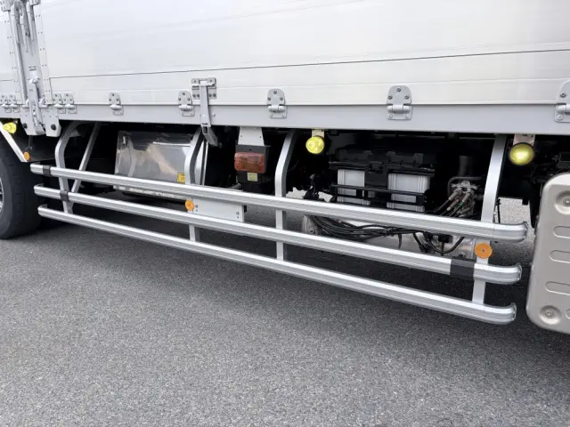 いすゞ ギガ 2PG-CYL77C(6x2)の写真26