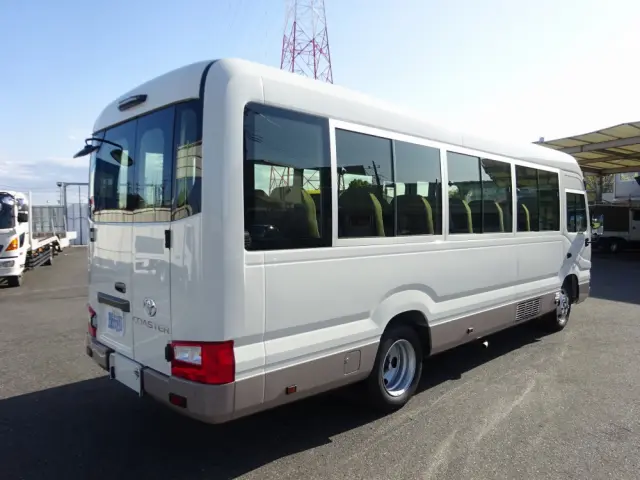 トヨタ コースター 2KG-GDB70(2WD)の写真2