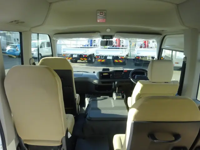 トヨタ コースター 2KG-GDB70(2WD)の写真20