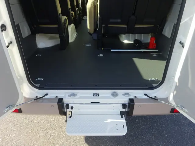 トヨタ コースター 2KG-GDB70(2WD)の写真24