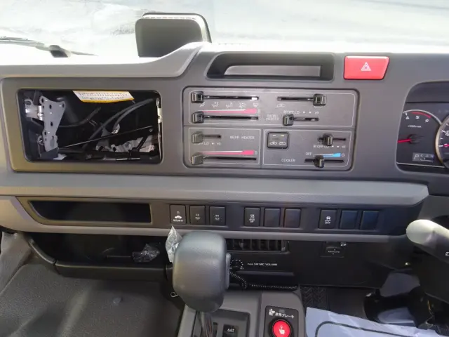 トヨタ コースター 2KG-GDB70(2WD)の写真36