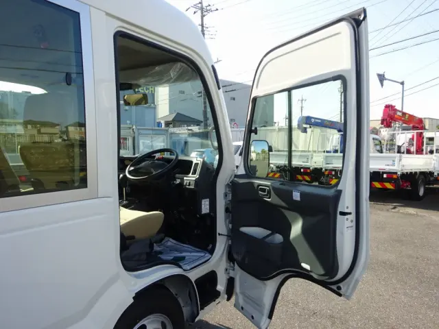 トヨタ コースター 2KG-GDB70(2WD)の写真40